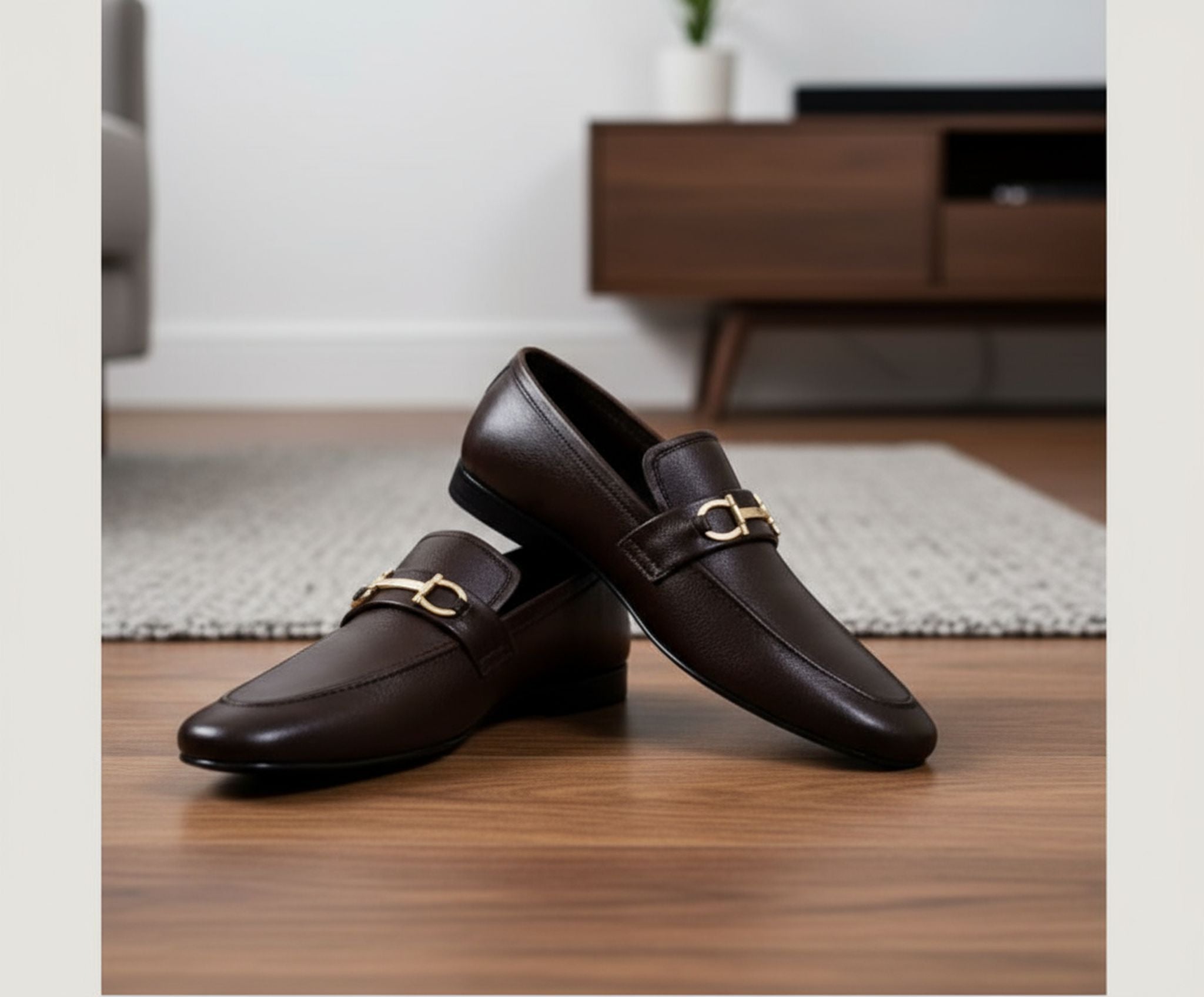 Classic brown shoe