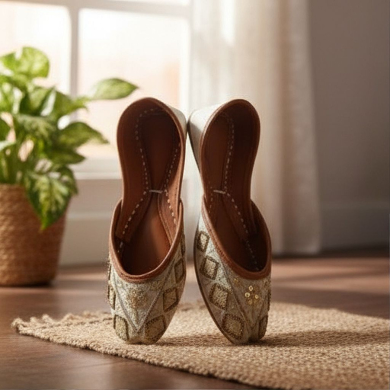 Golden Heritage Khussa